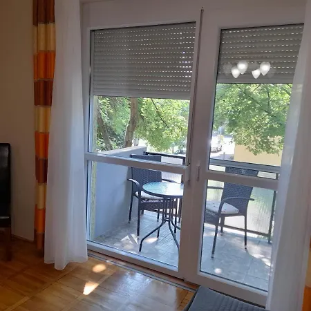 Zoeld Sziget Apartmanlakas Eger