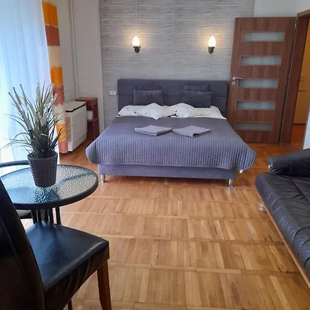 Zoeld Sziget Apartmanlakas דירה *