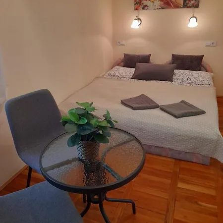 Zoeld Sziget Apartmanlakas 에게르