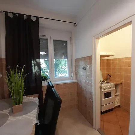 Apartment Zoeld Sziget Apartmanlakas *